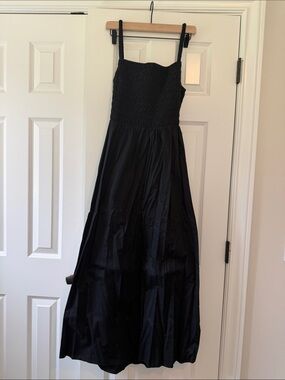 Old Navy Black Smocked Bodice Maxi Dress with Straps
